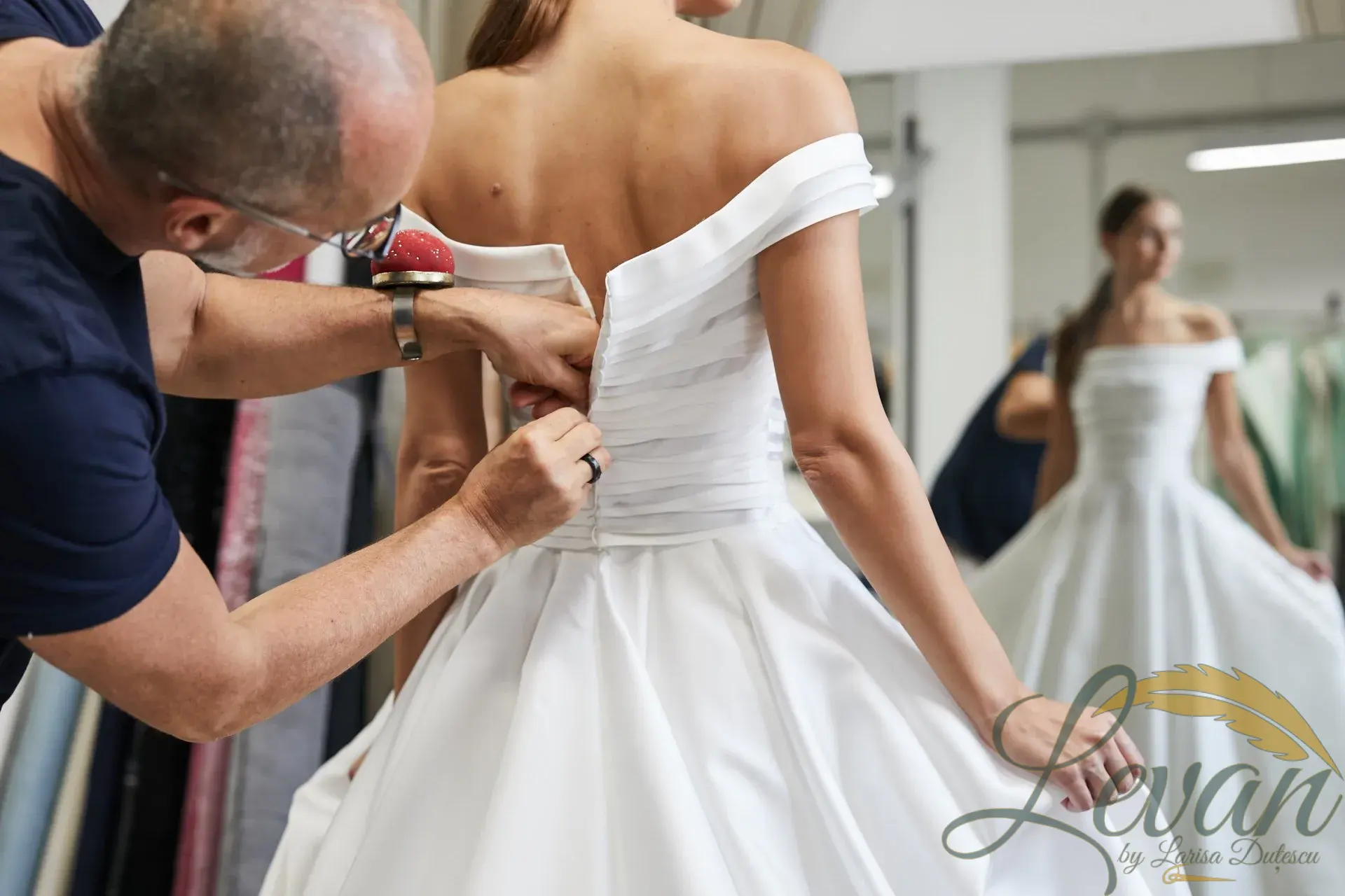 Abiti da sposa 2025: tendenze e stili da non perdere