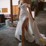 "La Divina" – In Crepe Satin Drappeggiato