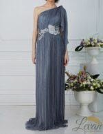 "L'Ariana" – Monospalla Plissettato con Ricami - immagine 2